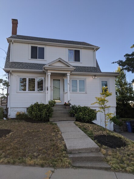 More Photos Of , Quincy Specialty For Sale