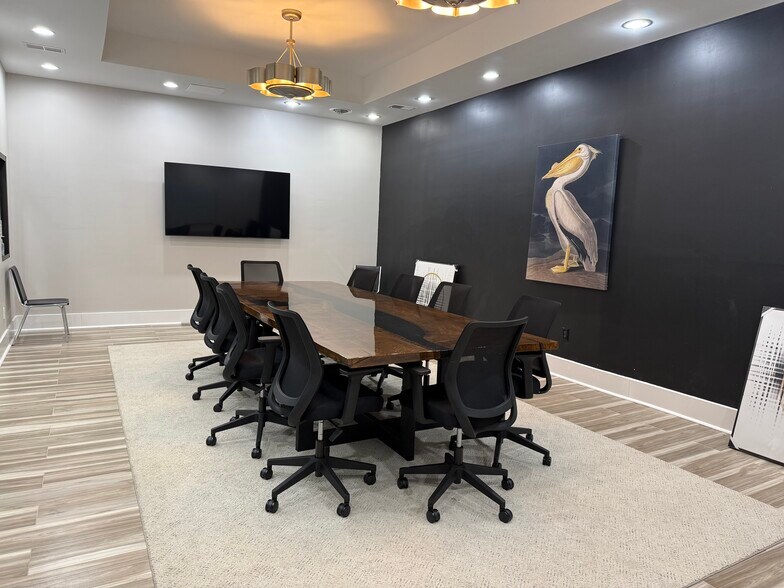 More Photos Of 1004 Fifth Ave, Coraopolis Storefront For Lease