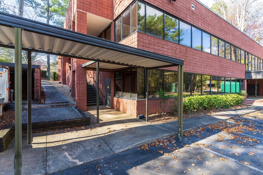 More Photos Of 11420 Johns Creek Pky, Duluth Office For Lease