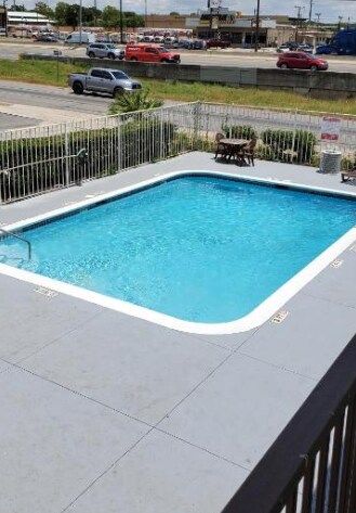 More Photos Of 9503 N Interstate 35, San Antonio Hotel For Sale
