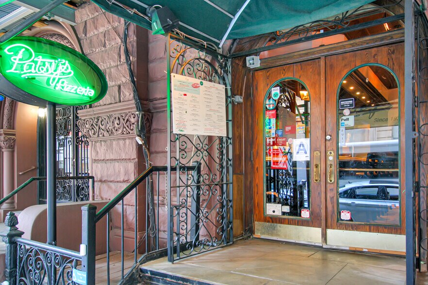 More Photos Of 301 Columbus Ave, New York Apartments For Lease