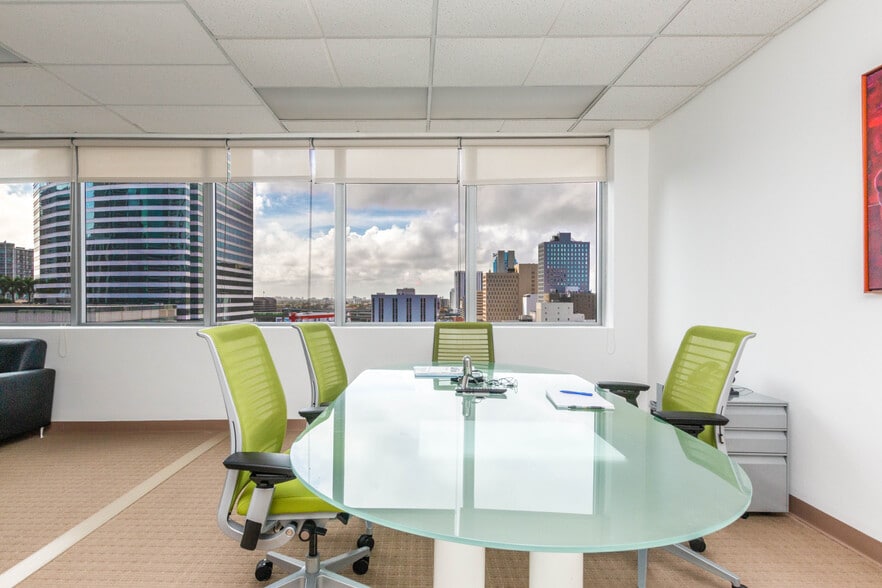 More Photos Of 150 SE 2nd Ave, Miami Office Residential For Sale