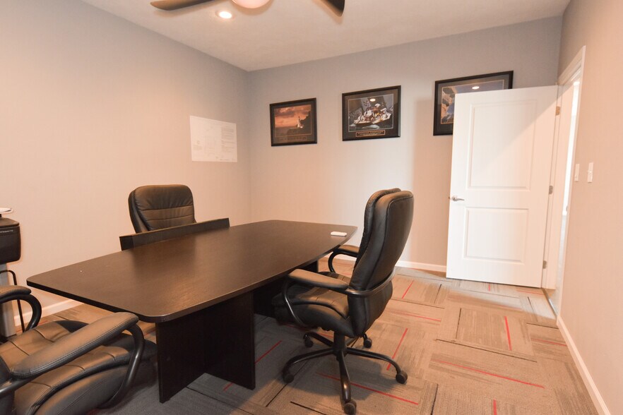 More Photos Of 36154 Enterprise, Trenton Light Manufacturing For Sale