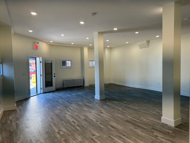 More Photos Of 530 West Side Ave, Jersey City Storefront Retail Residential For Lease