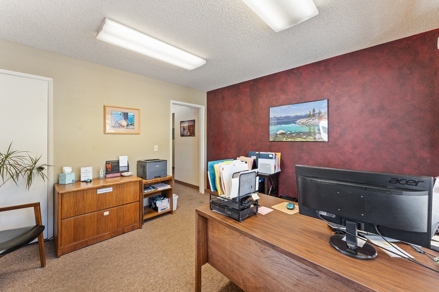 More Photos Of 235 W Pueblo St, Reno Research And Development For Sale