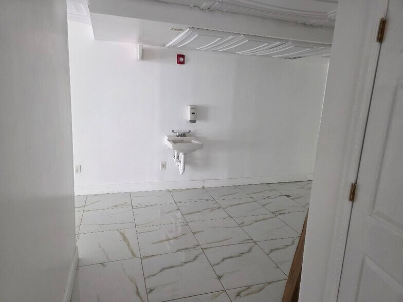More Photos Of 983-985 church street, Baldwin Storefront For Lease