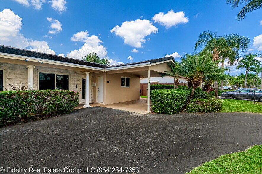 More Photos Of 1425 Ne 55th St, Fort Lauderdale Specialty For Sale