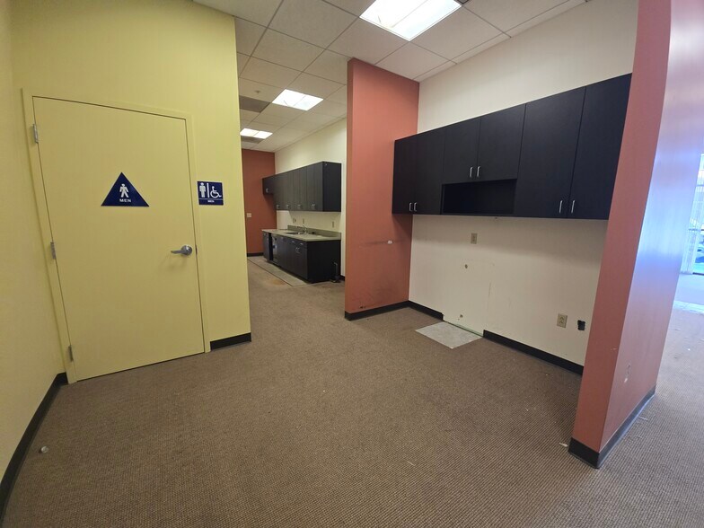 More Photos Of 7598 Monterey St, Gilroy Apartments For Lease