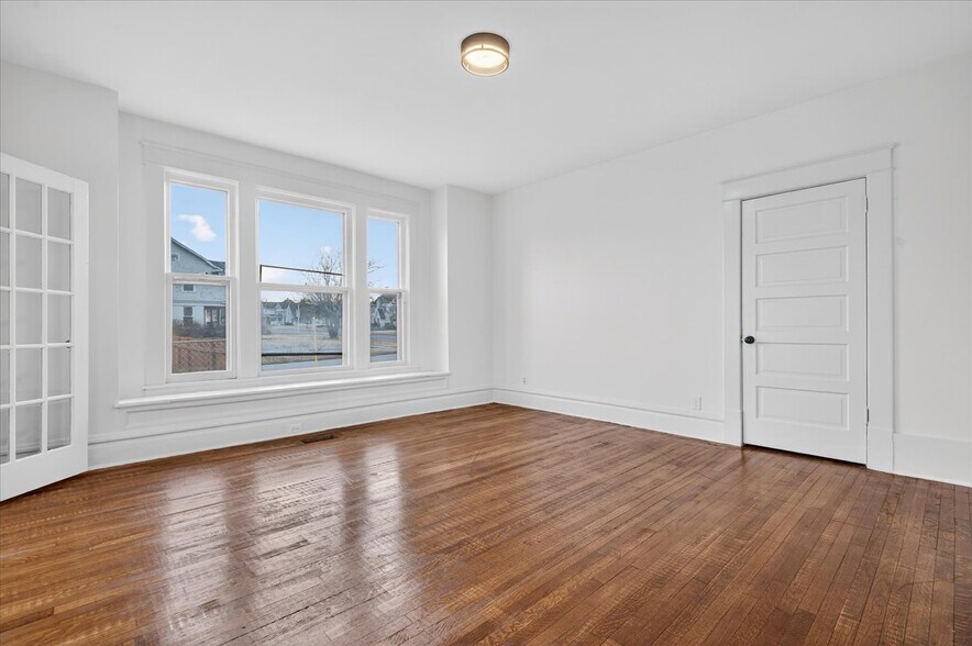 More Photos Of 822 S Johnstone Ave, Bartlesville Freestanding For Sale