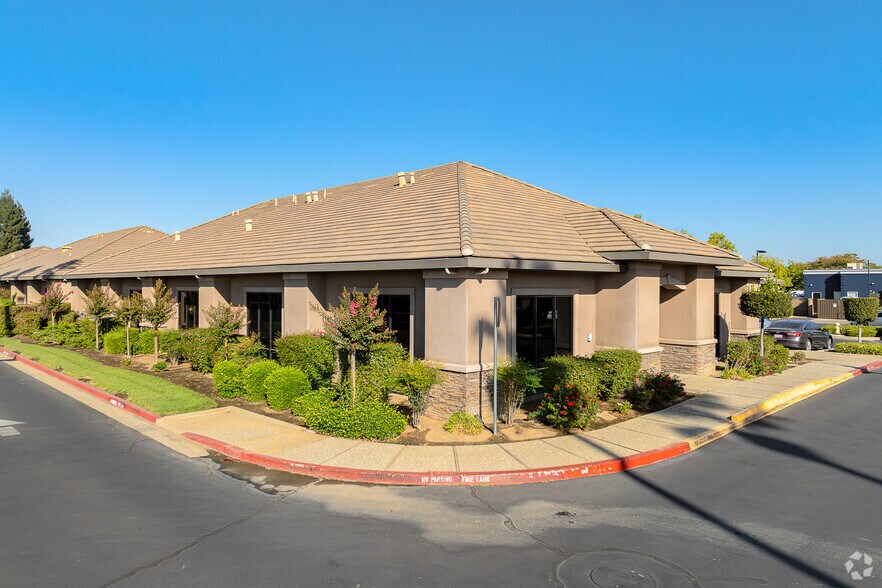 Primary Photo Of 950 Tharp Rd, Yuba City Office For Sale