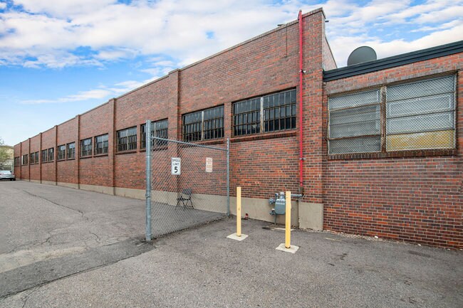 More Photos Of 150 Rio Grande Blvd, Denver Warehouse For Lease