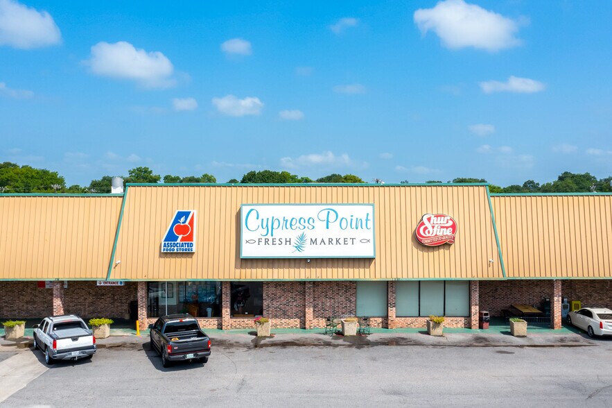 More Photos Of 500 US 90, Patterson Supermarket For Lease