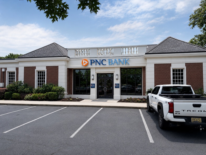 More Photos Of 4195 Old Milton Pky, Alpharetta Bank For Sale