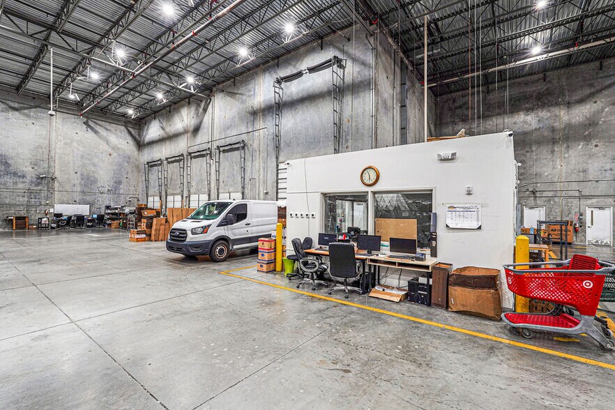 More Photos Of 9315 NW 112th Ave, Miami Warehouse For Sale