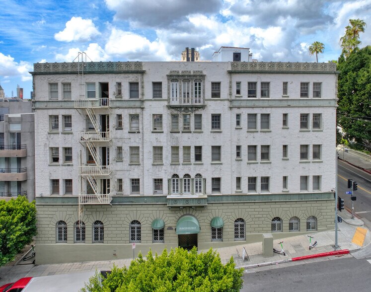 Primary Photo Of 1861 Whitley Ave, Los Angeles Apartments For Lease