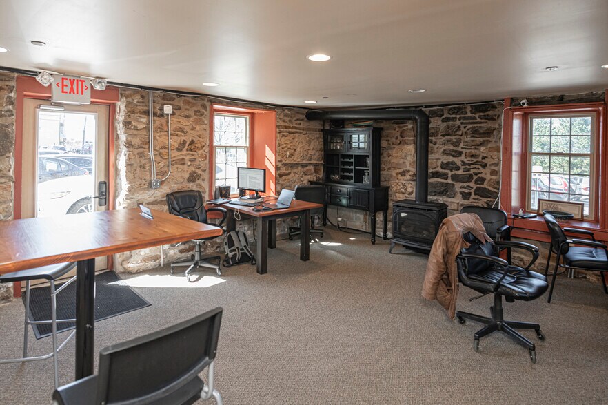 More Photos Of 10 N Main St, Phoenixville Medical For Sale