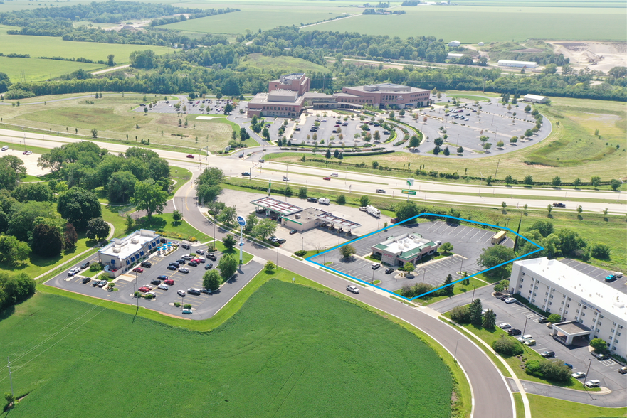 More Photos Of 632 Midland Rd, Janesville Restaurant For Sale