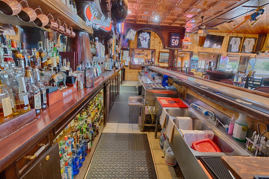 More Photos Of 4048 Porter Mountain Rd, Lakeside Restaurant For Sale