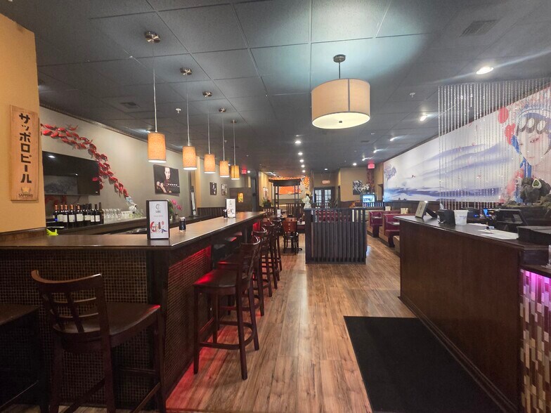 More Photos Of 214-226 E Main st, Walla Walla General Retail For Sale