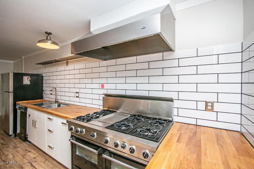 More Photos Of 821 N 3rd St, Phoenix Apartments For Sale
