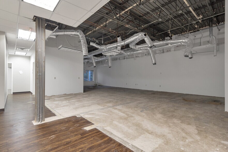 More Photos Of 4385 Johns Creek Pky, Suwanee Medical For Lease