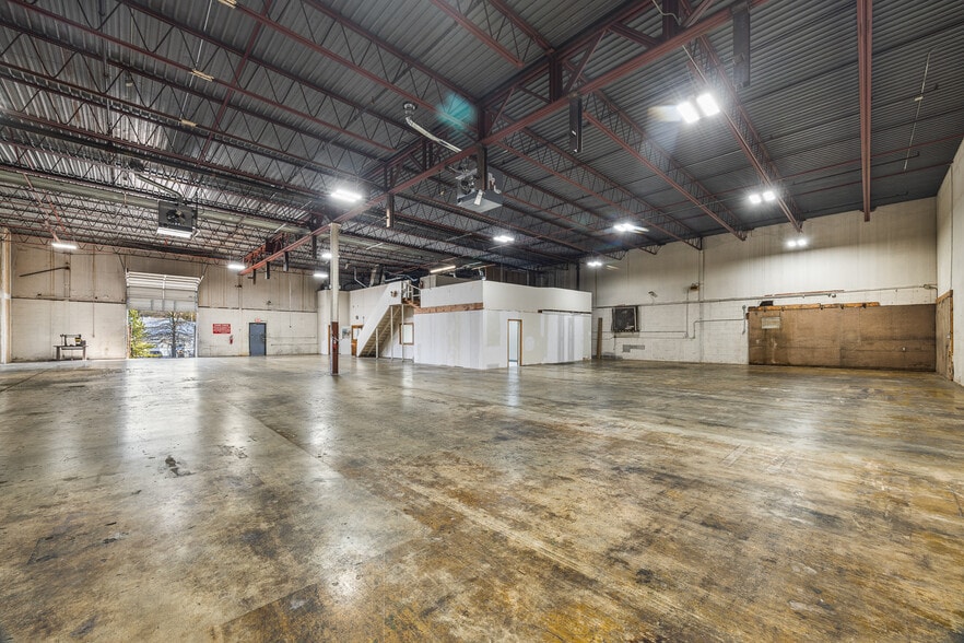 More Photos Of 761-795 S Danny Thomas Blvd, Memphis Distribution For Lease
