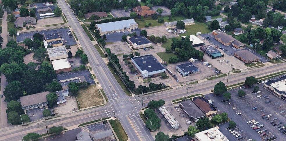 More Photos Of 1320 E Stroop Rd, Kettering Drugstore For Sale