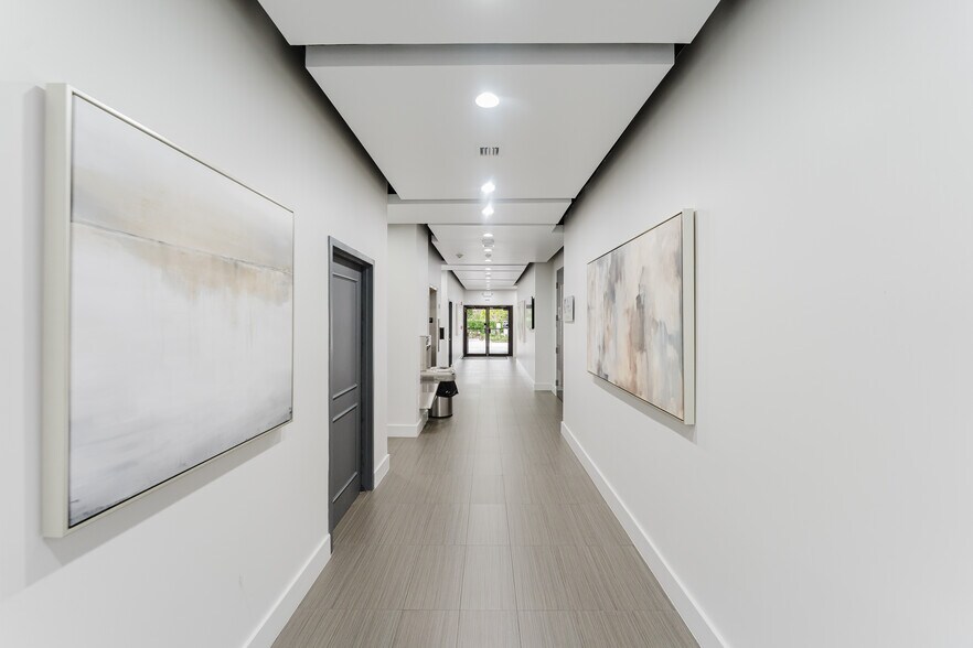 More Photos Of 200 W Palmetto Park Rd, Boca Raton Office For Lease