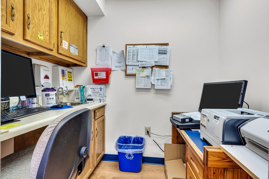 More Photos Of 2130 Highway 35, Sea Girt Medical For Sale
