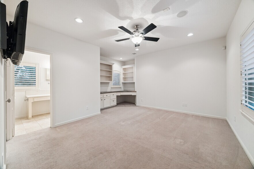 More Photos Of 16218 Barklea Rd, Cypress Land For Sale