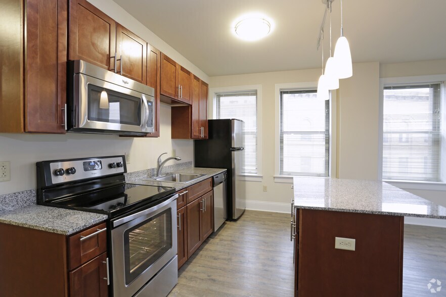 More Photos Of 121 S Highland Ave, Pittsburgh Apartments For Lease