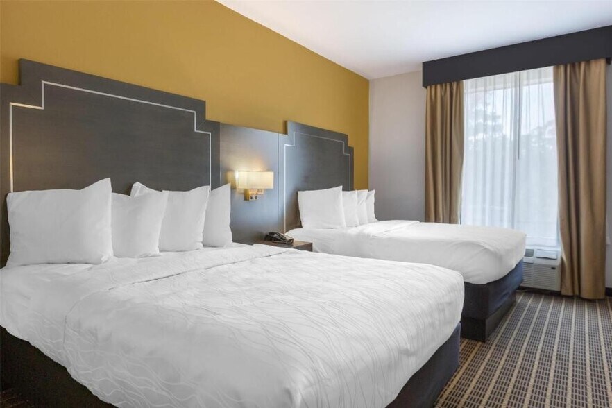 More Photos Of 13600 Hartman Ln, Walker Hotel For Sale