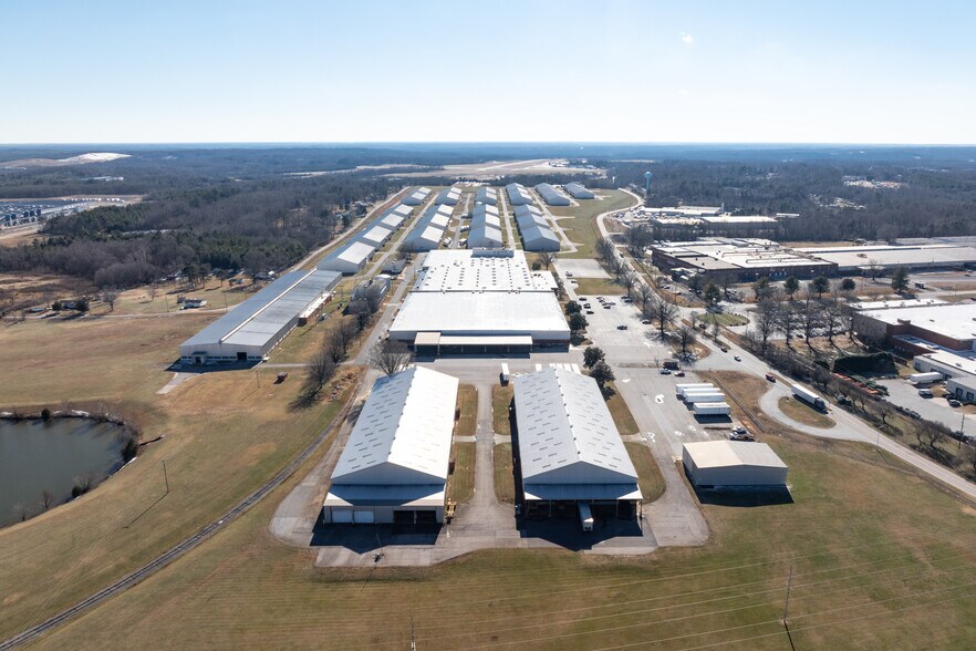 More Photos Of 200 Kentuck Rd, Danville Warehouse For Sale