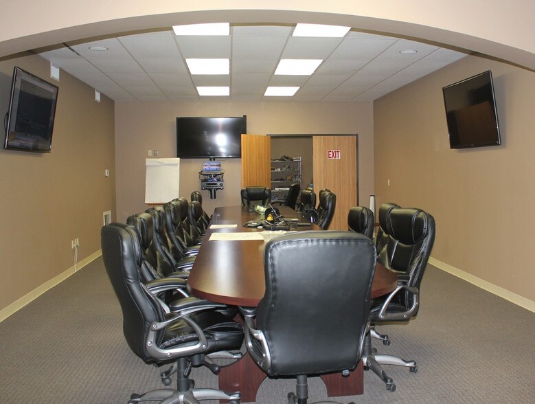 More Photos Of 15811 Tuckerton Rd, Houston Warehouse For Sale