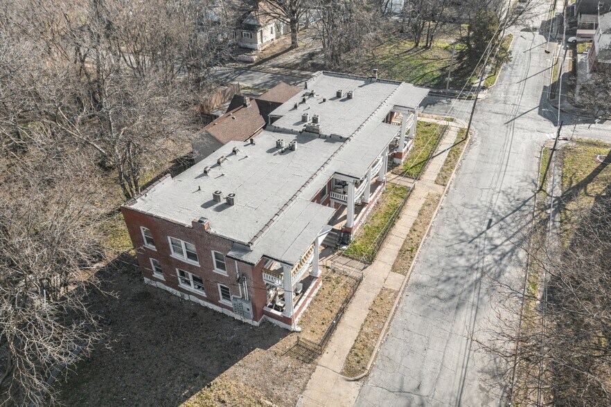 More Photos Of 2712 E 26th St, Kansas City Apartments For Sale