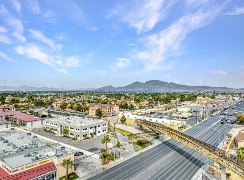 More Photos Of 3120 E Desert Inn Rd, Las Vegas Office For Lease