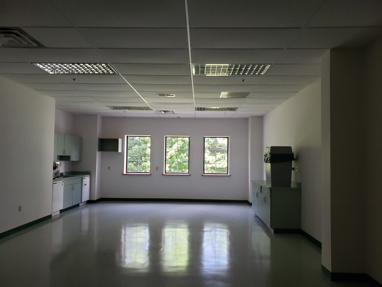 More Photos Of , Bloomington Unknown For Sale