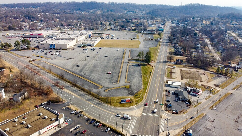 More Photos Of 2060 Fort Henry Dr, Kingsport Land For Lease