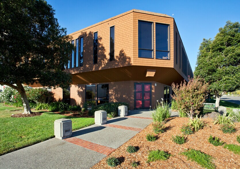 More Photos Of 68 Mitchell Blvd, San Rafael Loft Creative Space For Lease