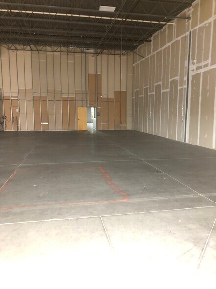 More Photos Of 10051 Simonson Rd, Harrison Showroom For Lease