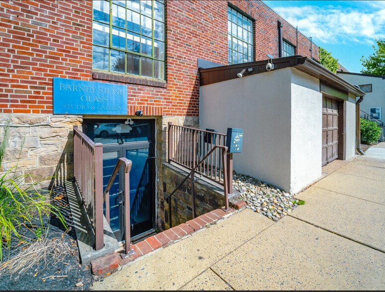 More Photos Of 204 N Union St, Lambertville Office For Lease