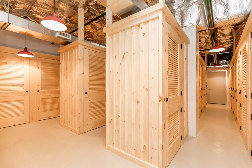 More Photos Of 290 Caldari Rd, Vaughan Coworking Space