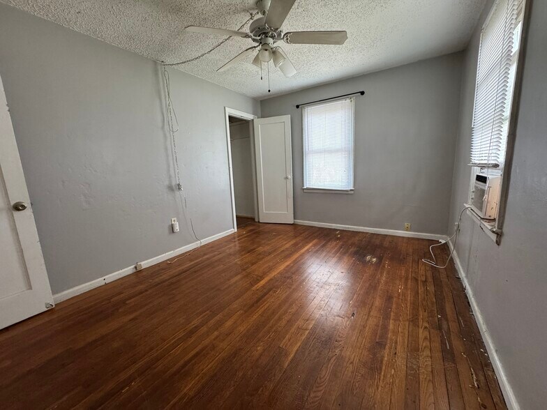 More Photos Of 5113 N Central Ave, Tampa Apartments For Sale