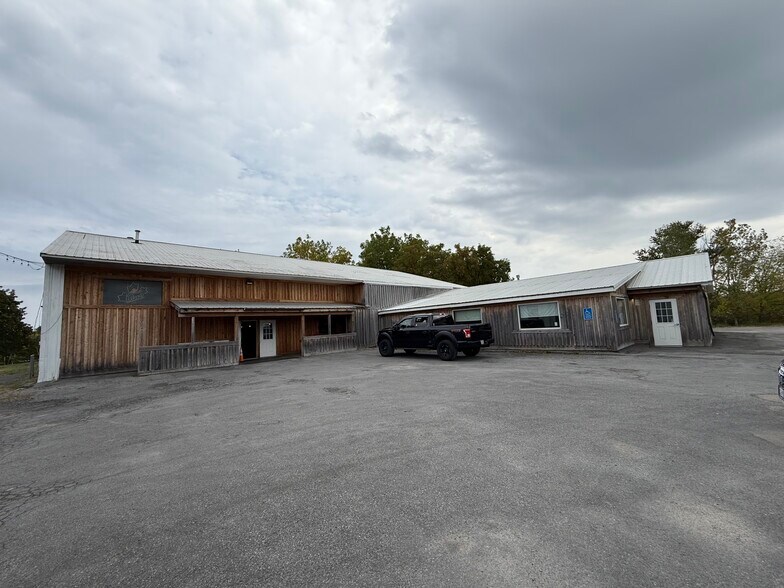 More Photos Of 10 Ruth St, Vernon General Retail For Sale