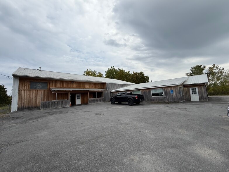 More Photos Of 10 Ruth St, Vernon General Retail For Sale