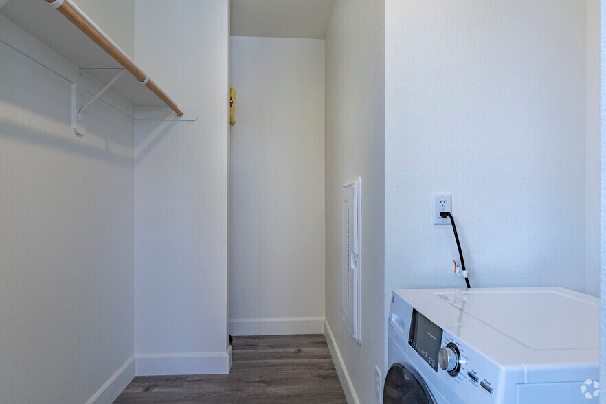 More Photos Of 542 7th St, Sparks Apartments For Sale