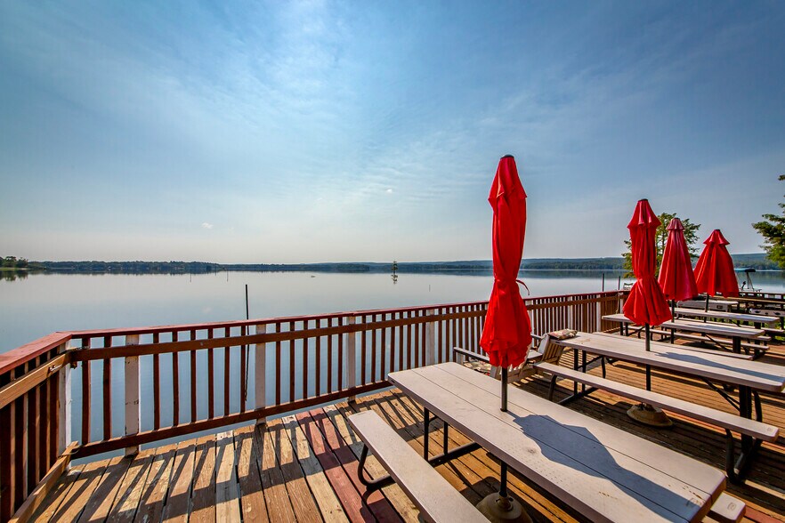 More Photos Of 18 Coffee Creek Lndg, Perryville Hotel For Sale