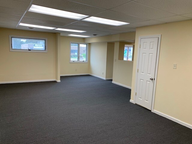 More Photos Of 1919 Deer Park Ave, Deer Park Office For Sale