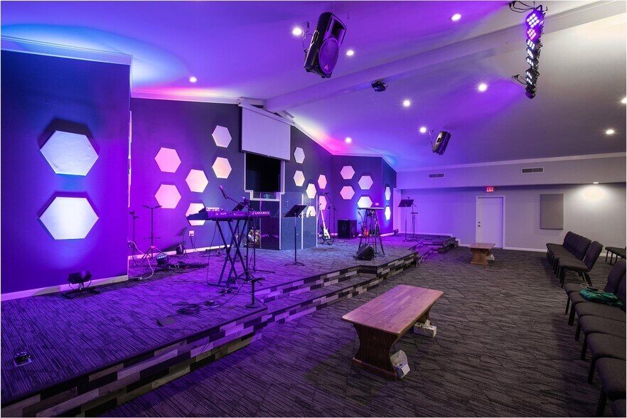 More Photos Of 434 Jefferson St E, Sulphur Springs Religious Facility For Sale