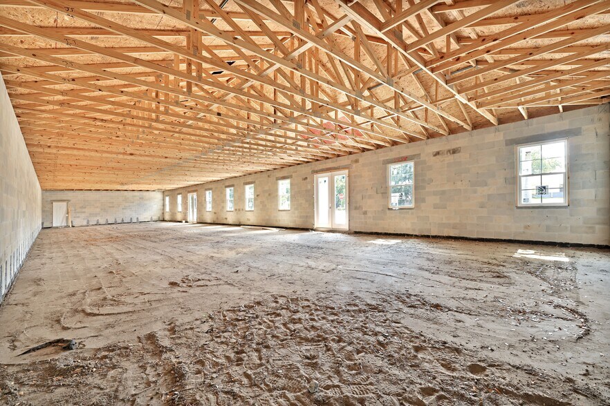 More Photos Of 6638 Dairy Rd, Zephyrhills Medical For Sale